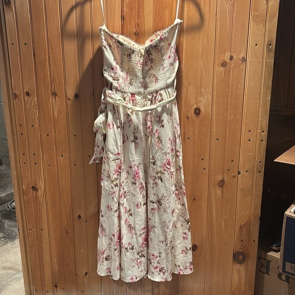V. CHAPMAN Valentina floral midi dress - Picture 8 of 9